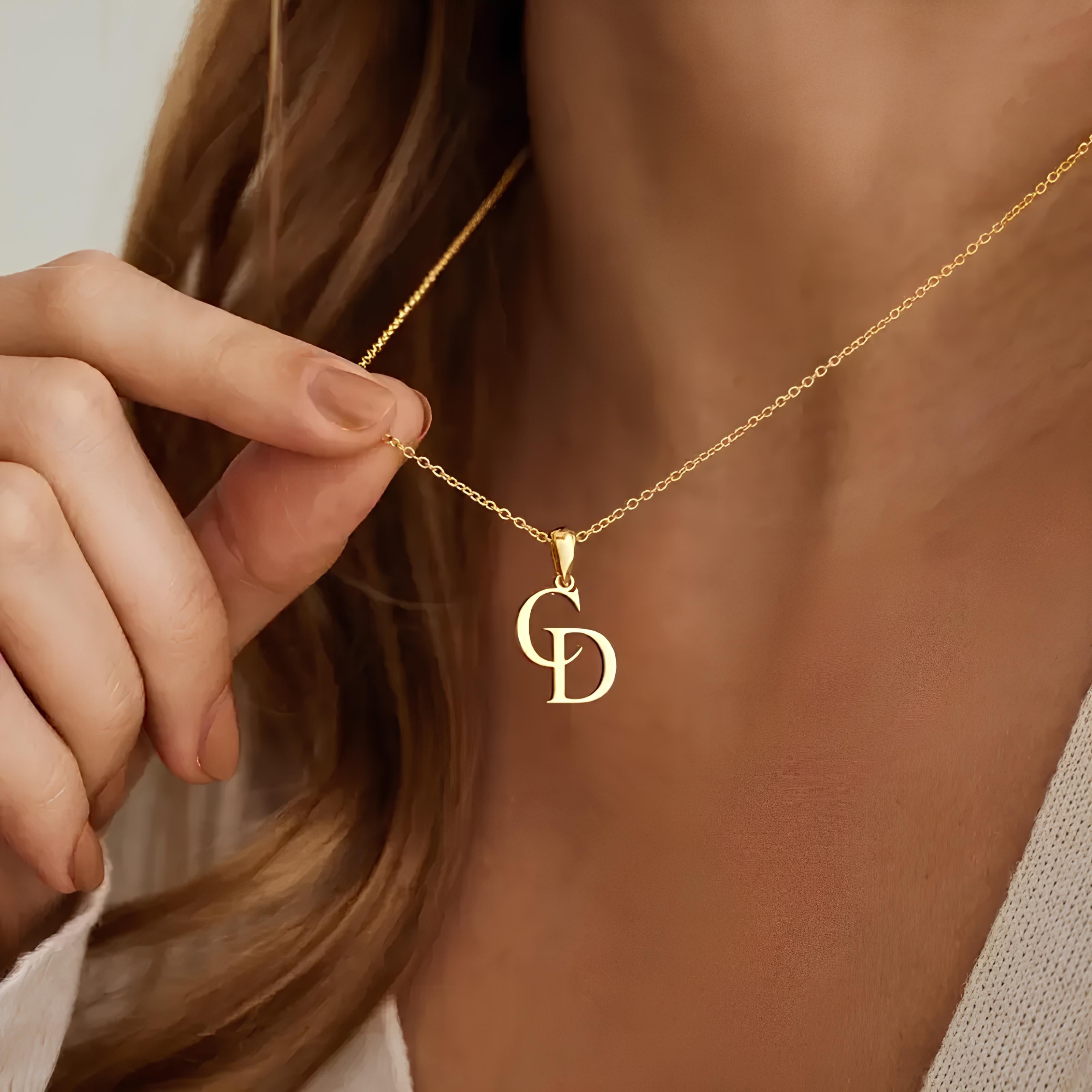 Üst Üste Harf Charm Kolye - 925 GÜMÜŞ