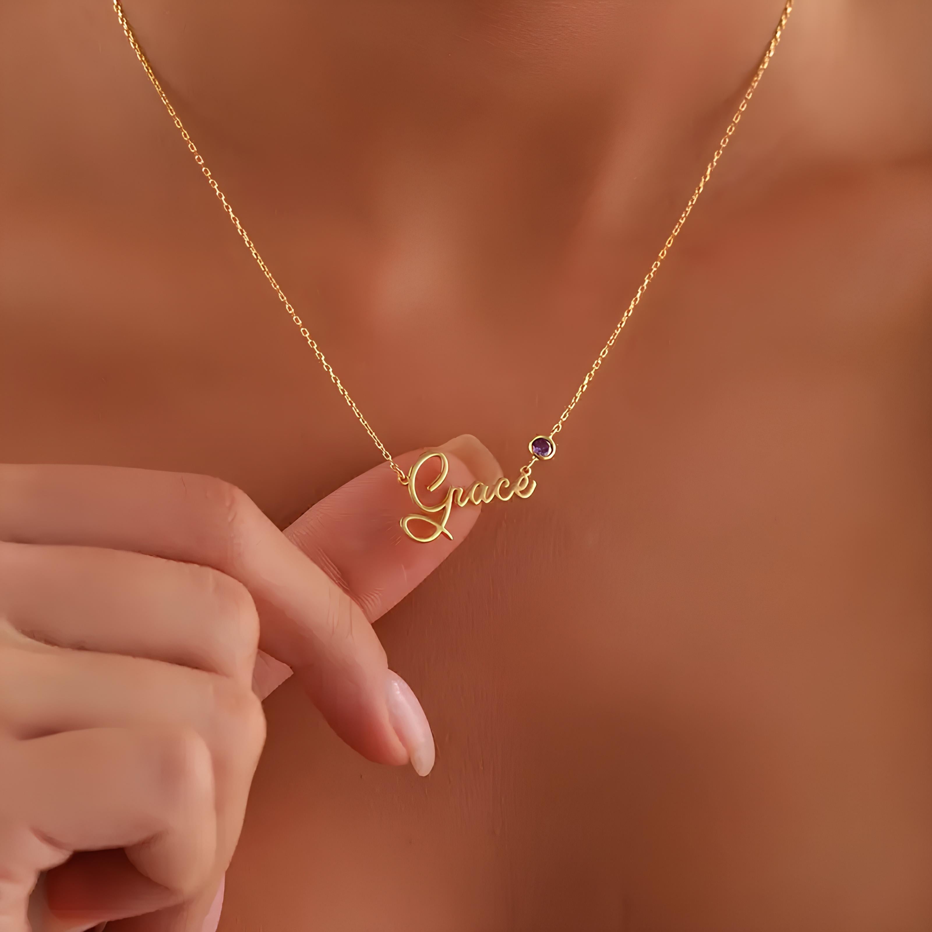 Zarif Taşlı Yazı Kolye - 925 GÜMÜŞ