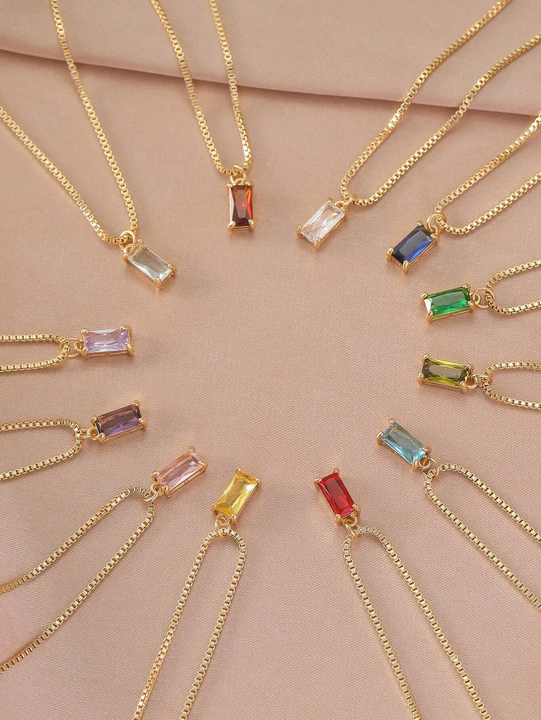 Baget Model Doğum Taşlı Kolye