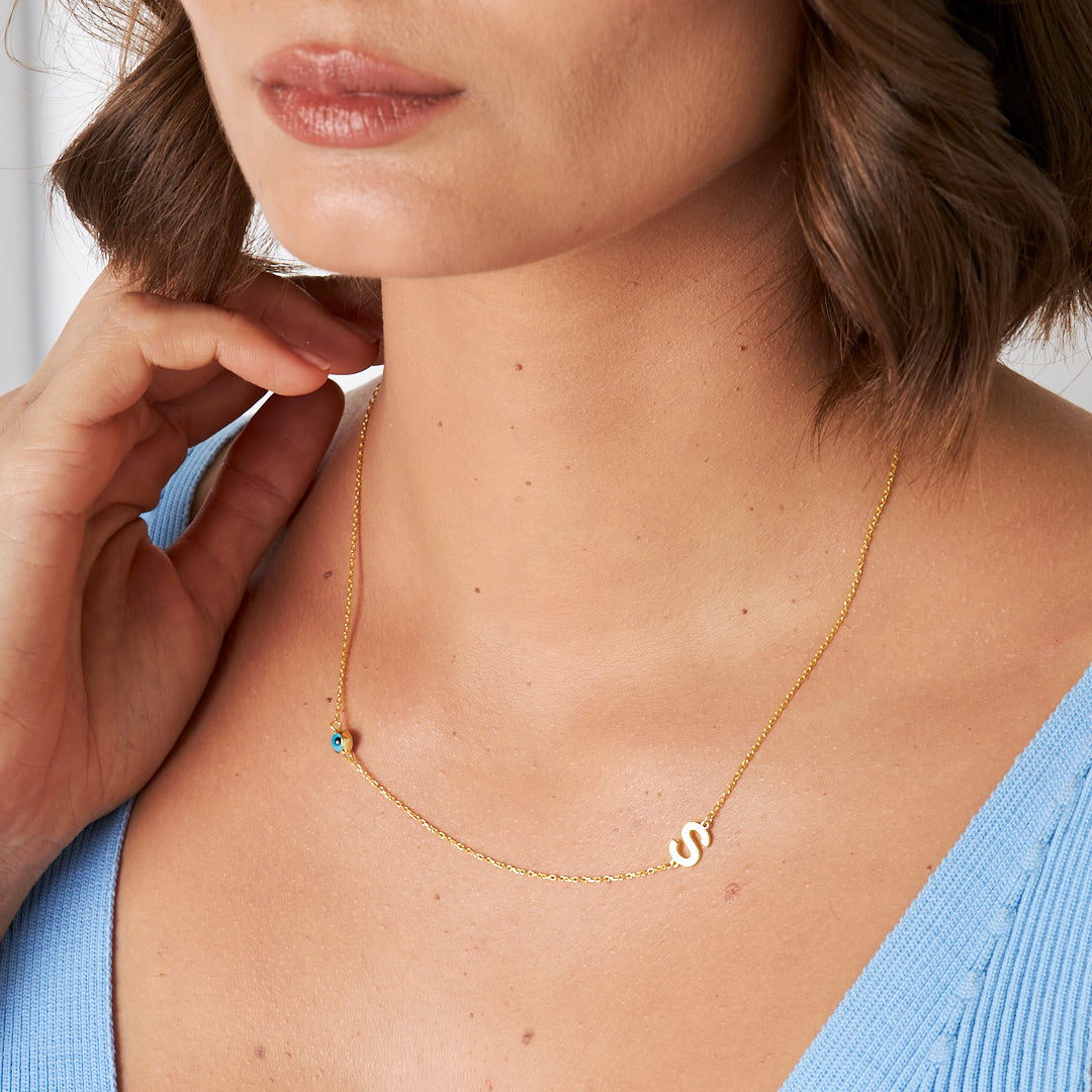 Nazarlı Yan Harf kolye - 925 GÜMÜŞ