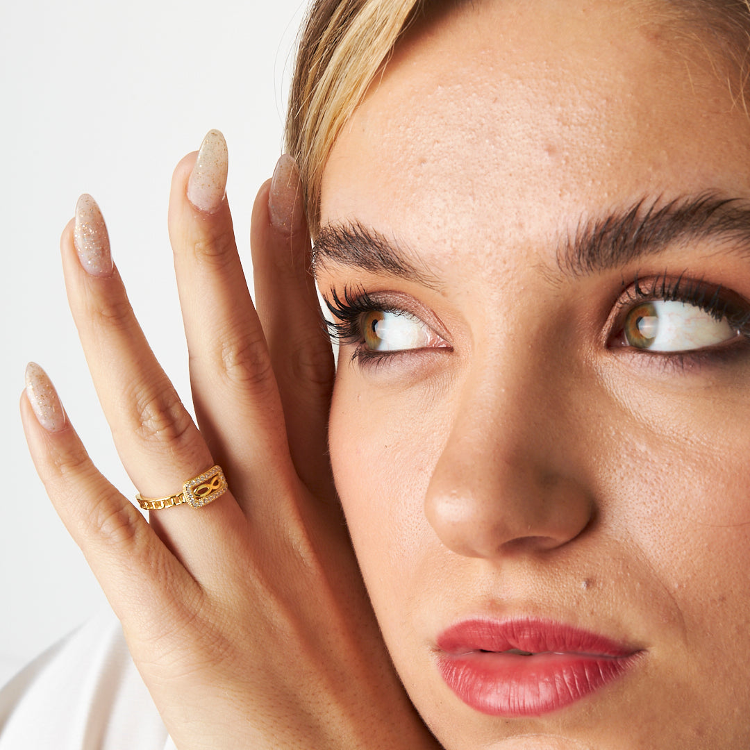 Detaylı Taşlı Sonsuzluk Yüzük - 925 GÜMÜŞ