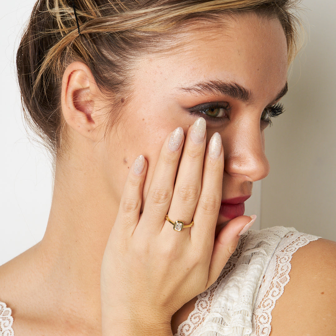 Baget Taşlı Tek Taş Yüzük - 925 GÜMÜŞ