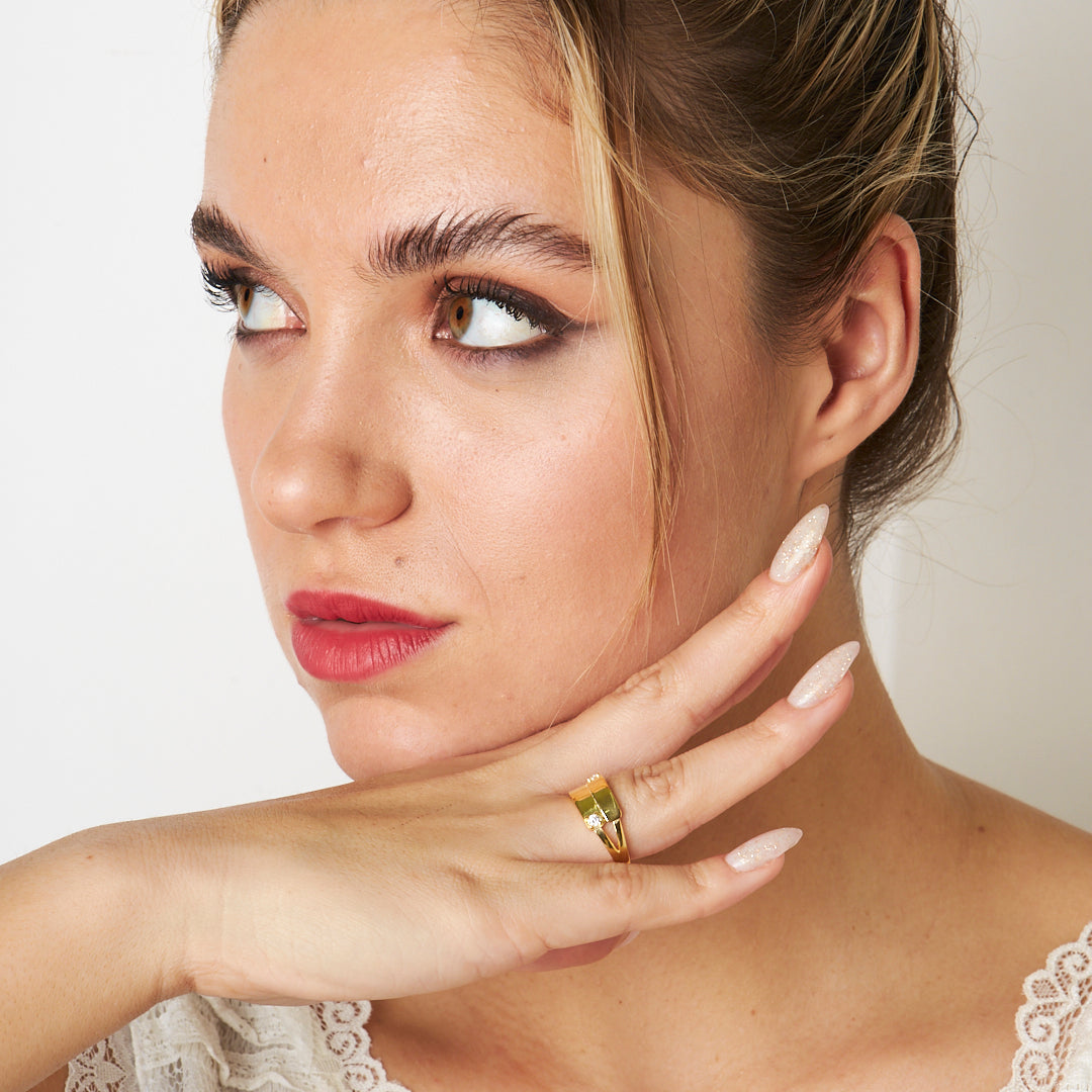 Tek Taş Yüzük - 925 GÜMÜŞ