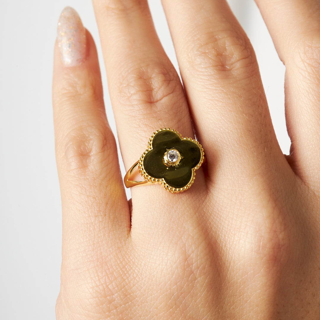 Tek Taşlı Büyük Yonca Yüzük - 925 GÜMÜŞ