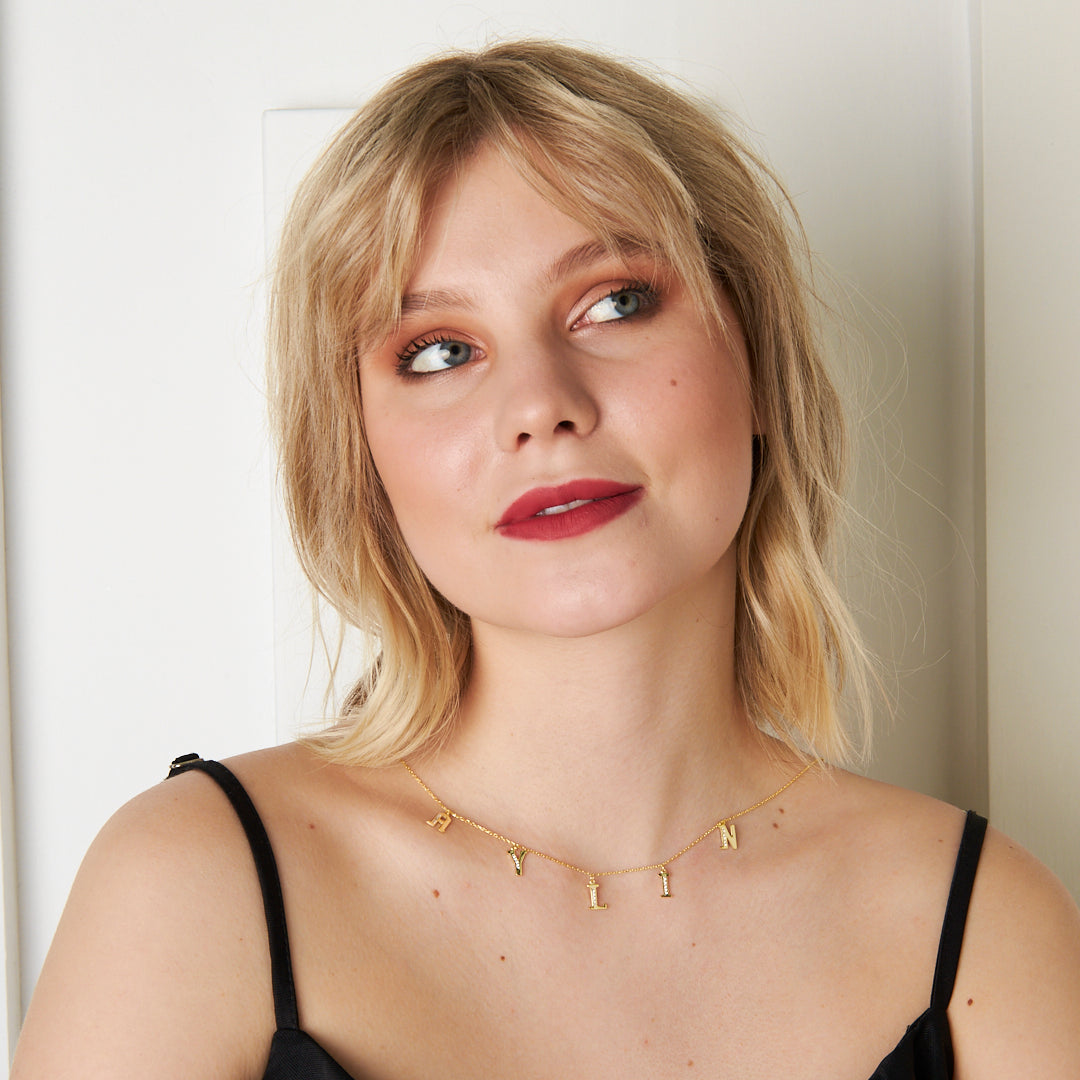 Harfli Yarım Taş Kolye İsimli Kolye - 925 GÜMÜŞ