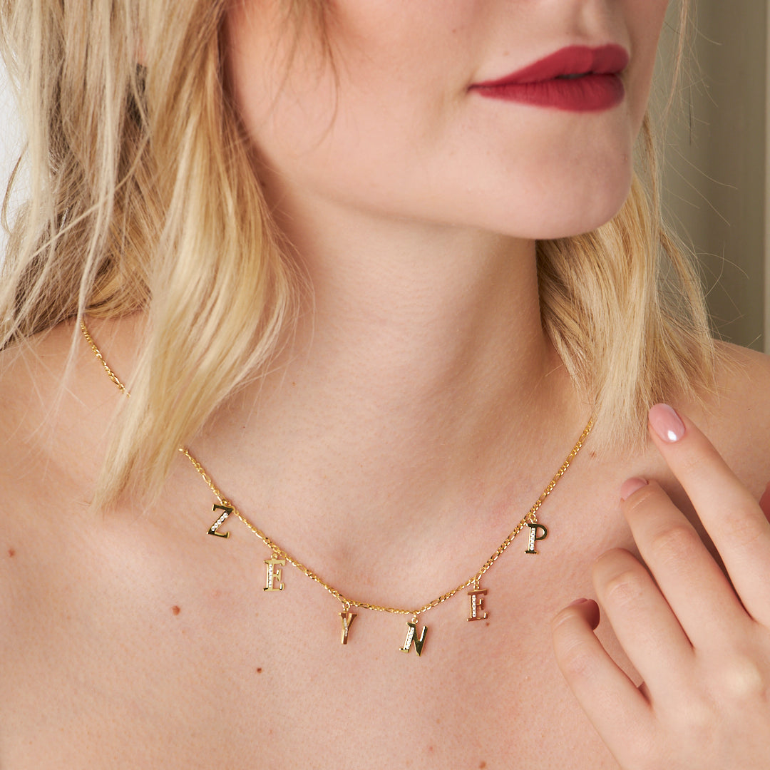 Harfli Yarım Taş Kolye İsimli Kolye Modeli 2 - 925 GÜMÜŞ