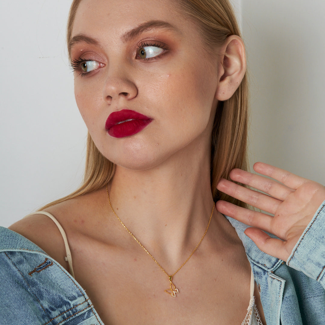 Kelebek Taşlı Kolye - 925 GÜMÜŞ