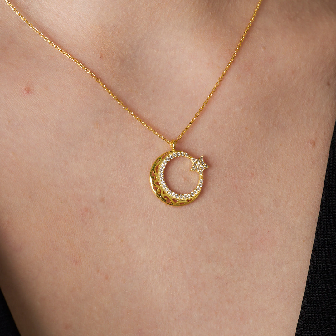 Desenli Yıldız Kolye - 925 GÜMÜŞ