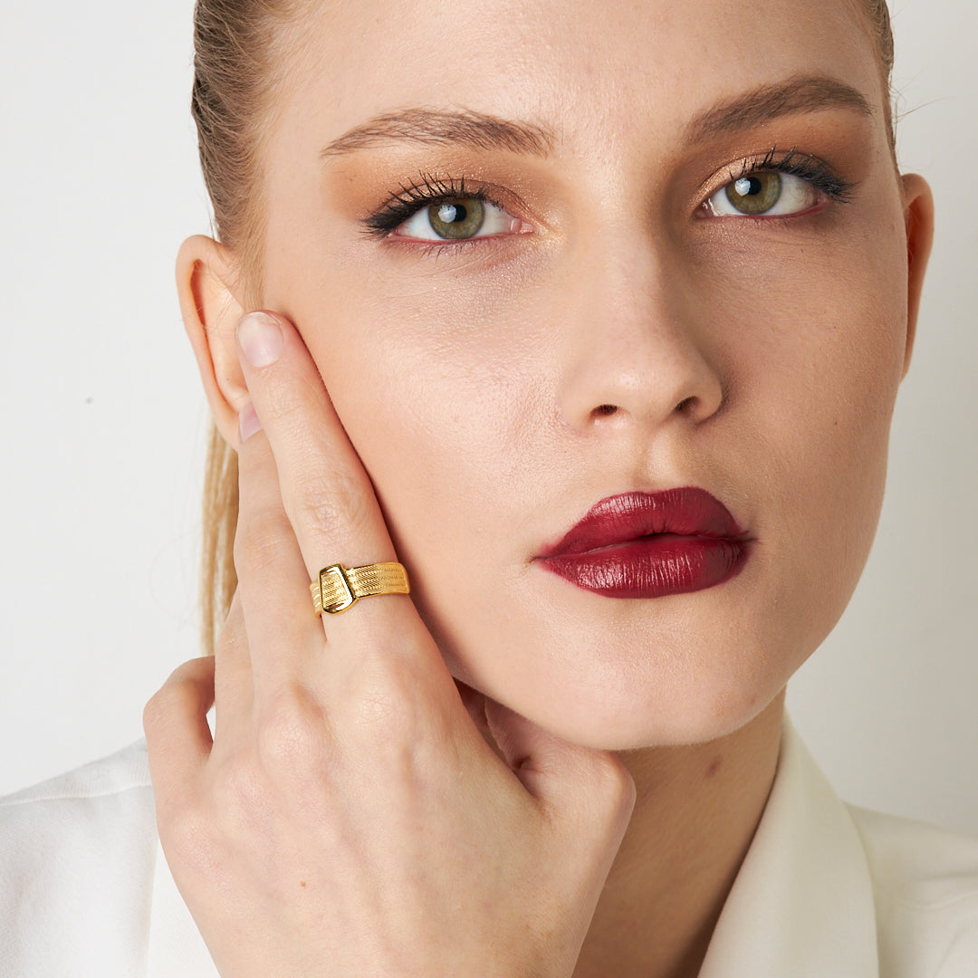 Dört Sıra Klasik Tokalı Hasır Yüzük - 925 GÜMÜŞ