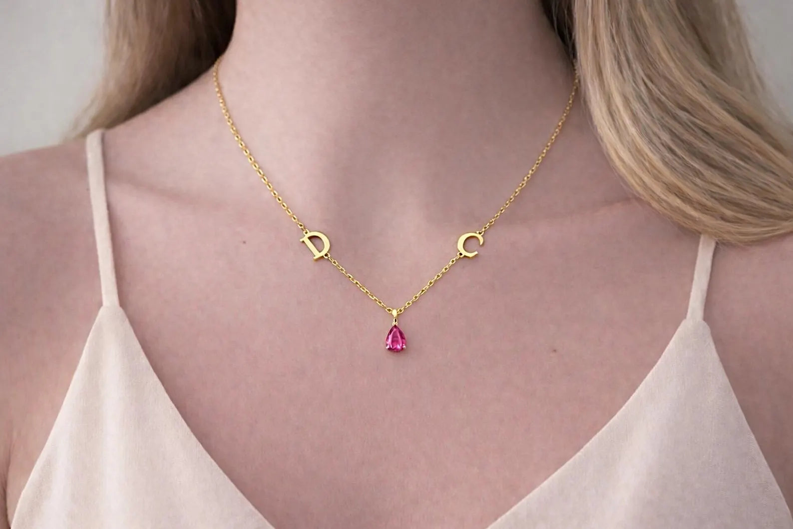 Kişiye Özel Doğum Taşlı Harf Charm Kolye – 925 Ayar Gümüş ⭐