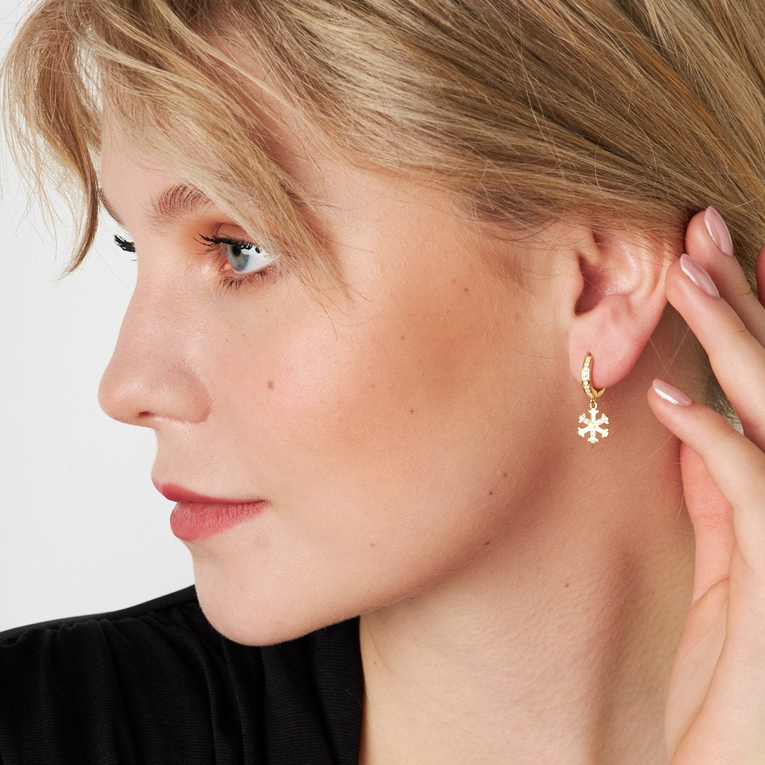 Kar Tanesi Motifli Küpe - 925 GÜMÜŞ