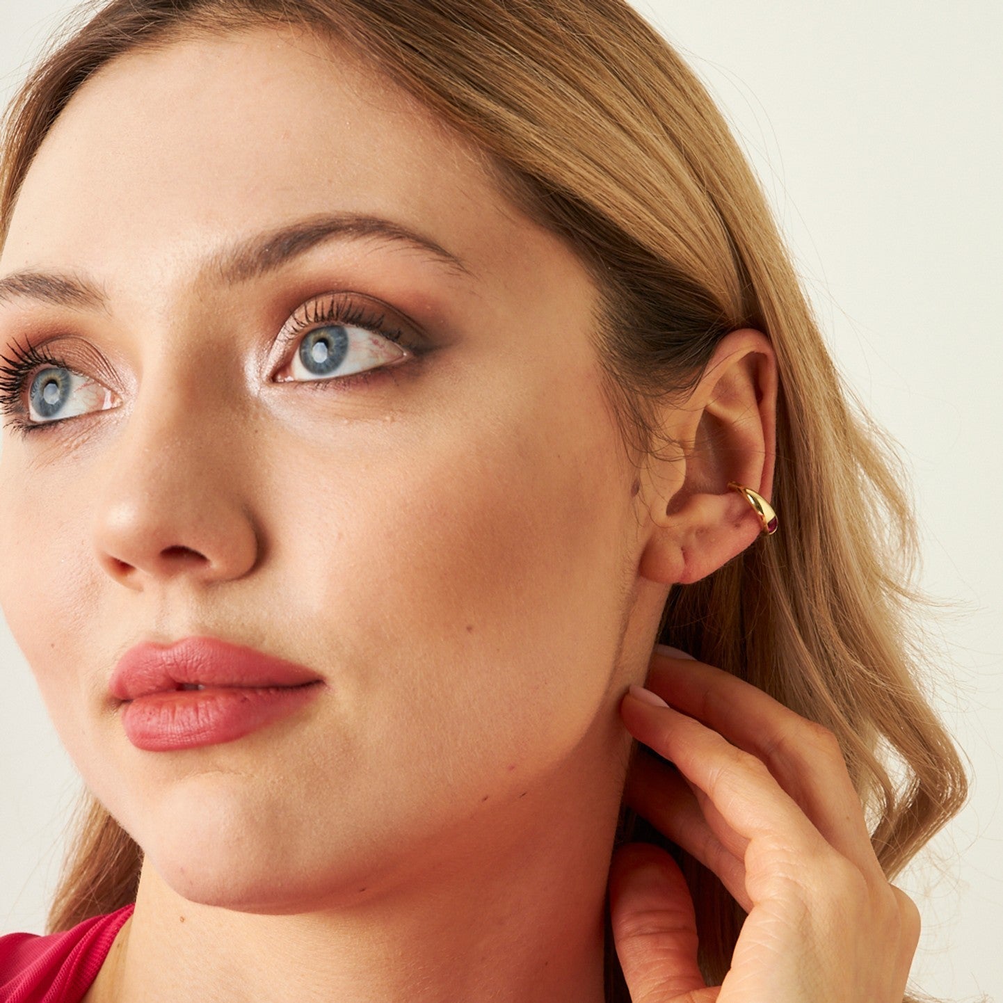 Renkli Taşlı Kıkırdak Küpe - 925 GÜMÜŞ