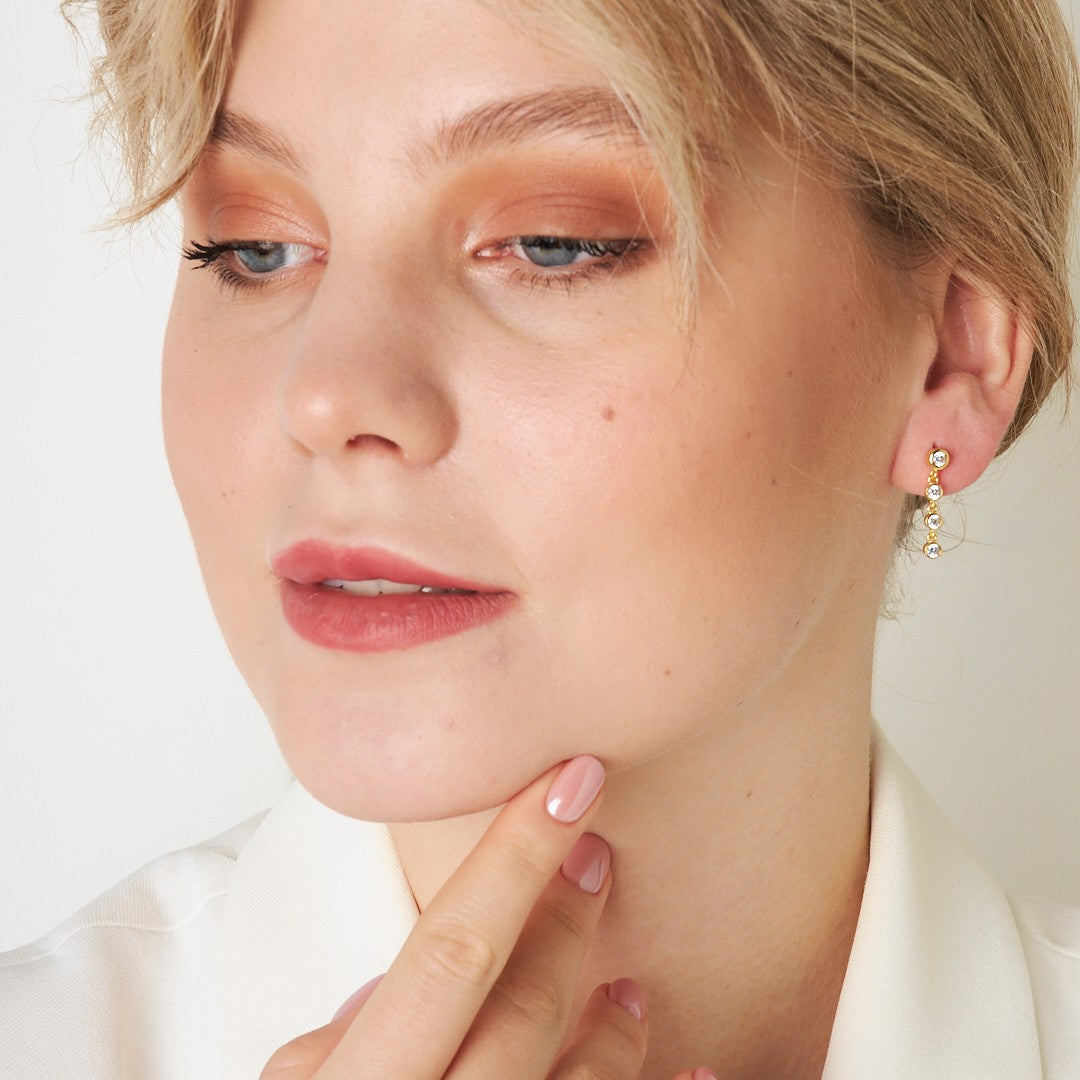 Zirkon Taşlı Küpe - 925 GÜMÜŞ