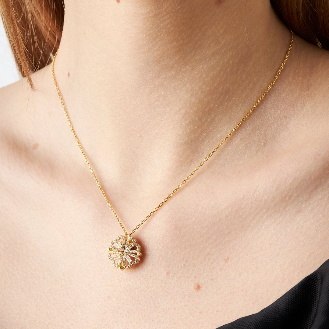 14K ALTIN Mıknatıslı Menteşeli Yonca Kolye