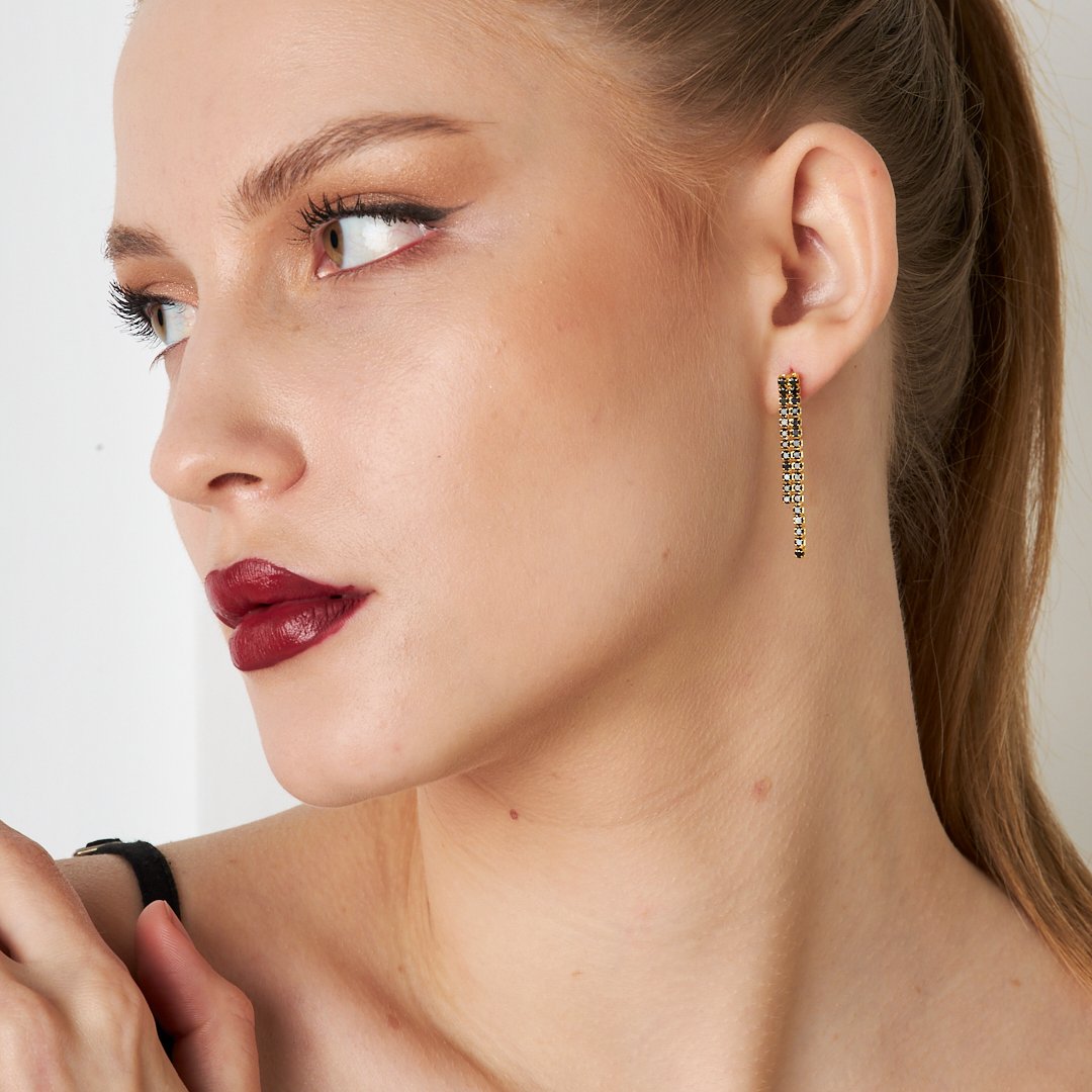 Siyah Taşlı Su Yolu Küpesi - 925 GÜMÜŞ