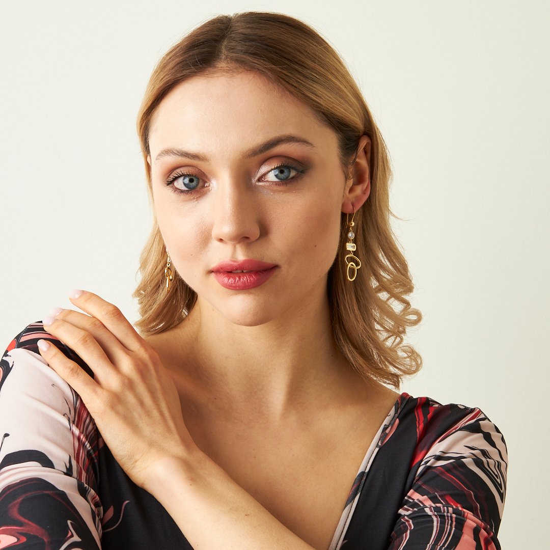 Uzay Yolu Taşlı Sallantılı Küpe - 925 GÜMÜŞ