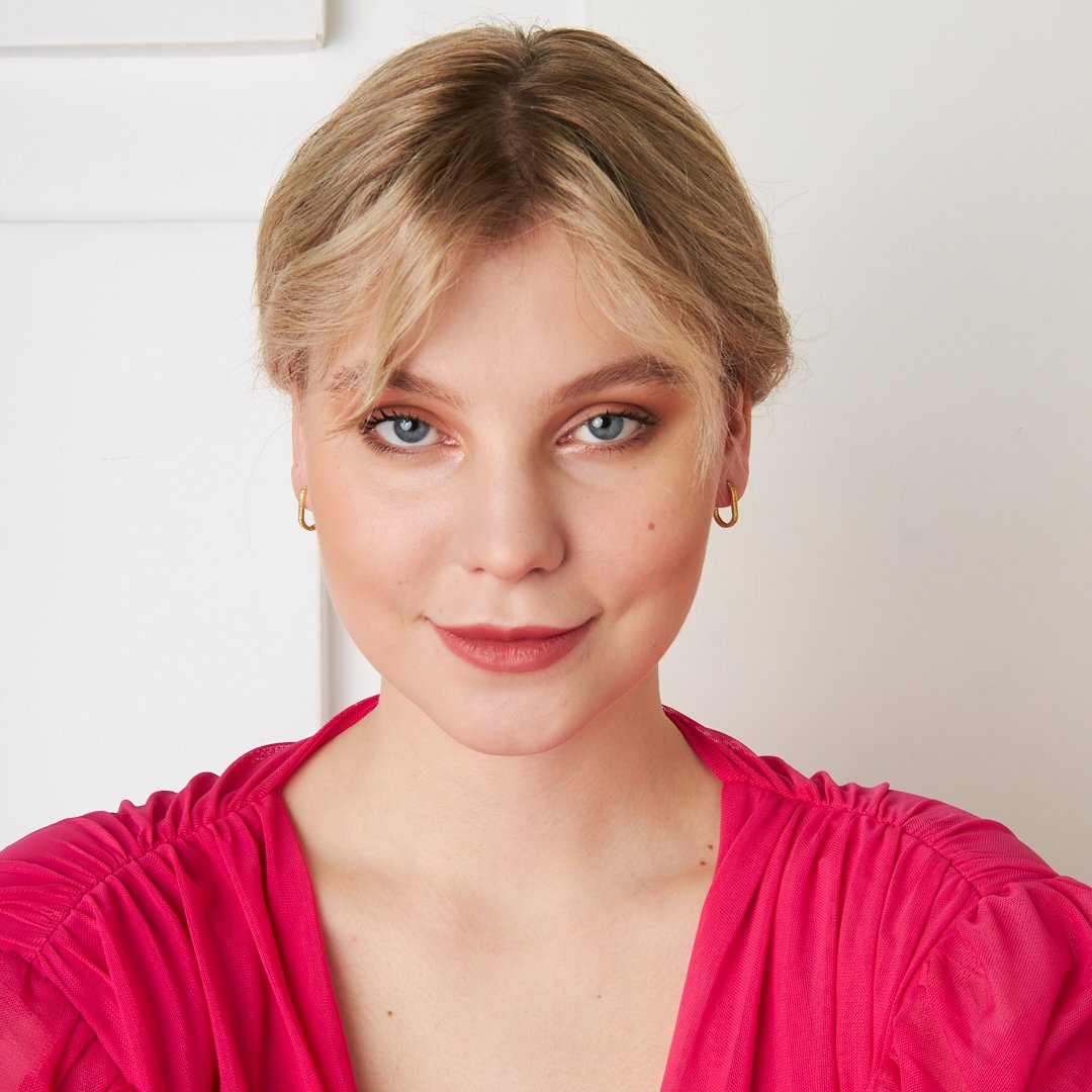 Taşlı Oval Halka Küpe - 925 GÜMÜŞ