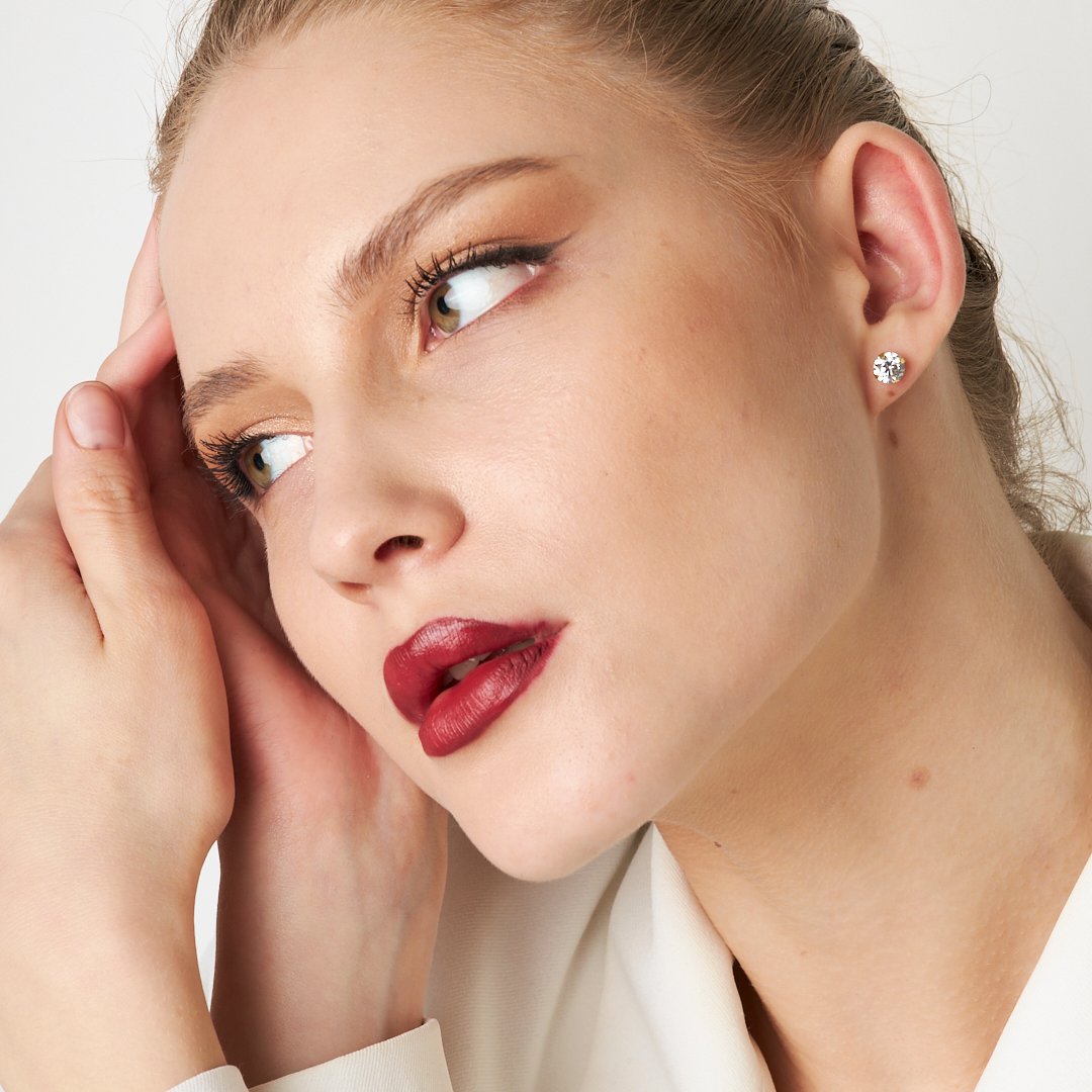 Oval Tek Taş Küpe - 925 GÜMÜŞ