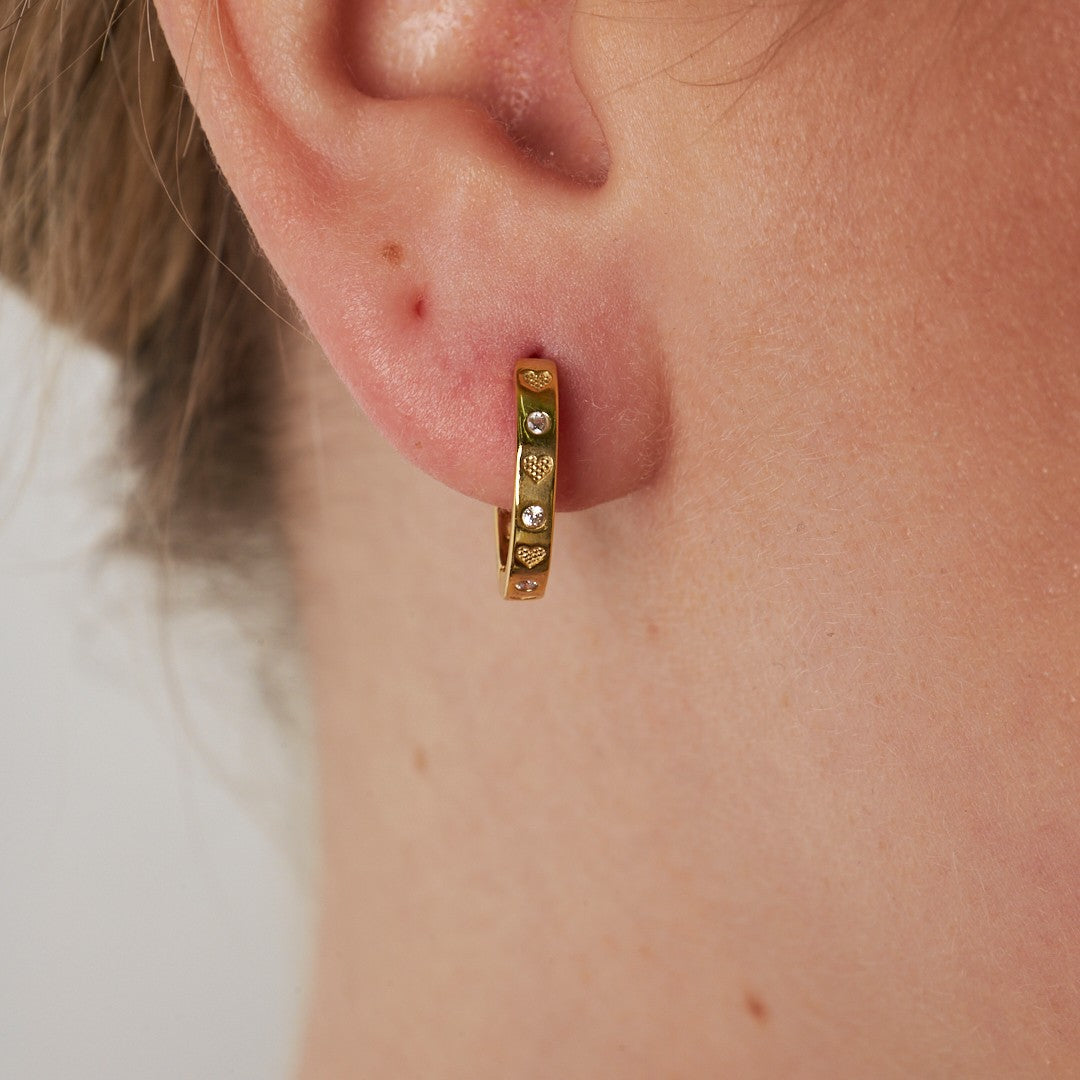 Kalp Desenli Küpe - 925 GÜMÜŞ