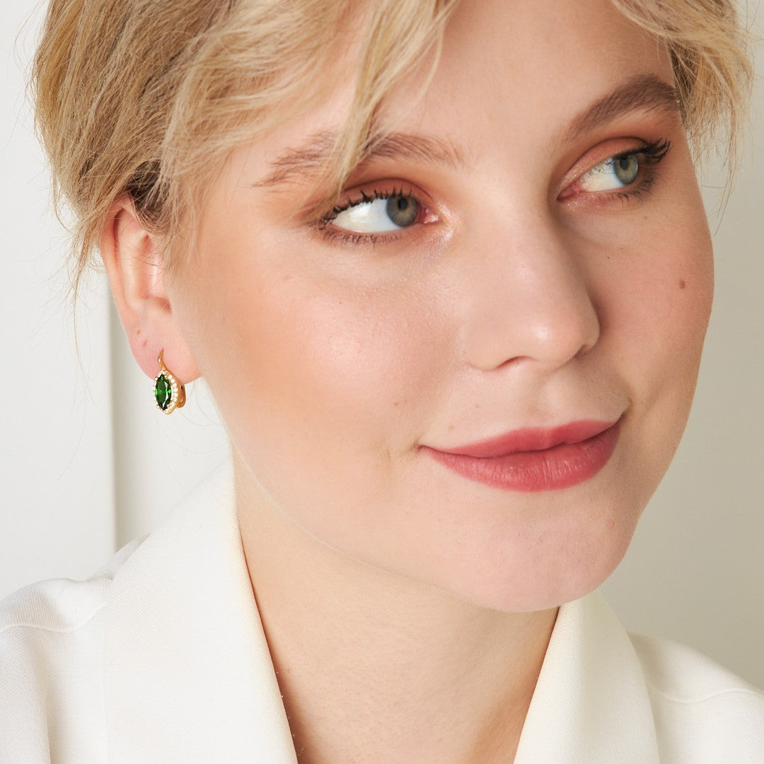 Zarif Yeşil Taşlı Su Damlası Küpe - 925 GÜMÜŞ