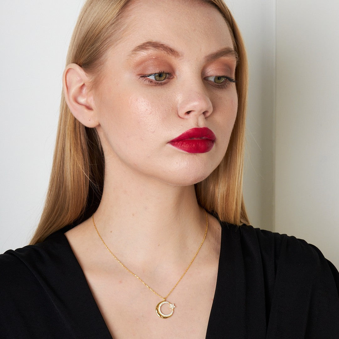 14 Ayar ALTIN Desenli Yıldız Kolye