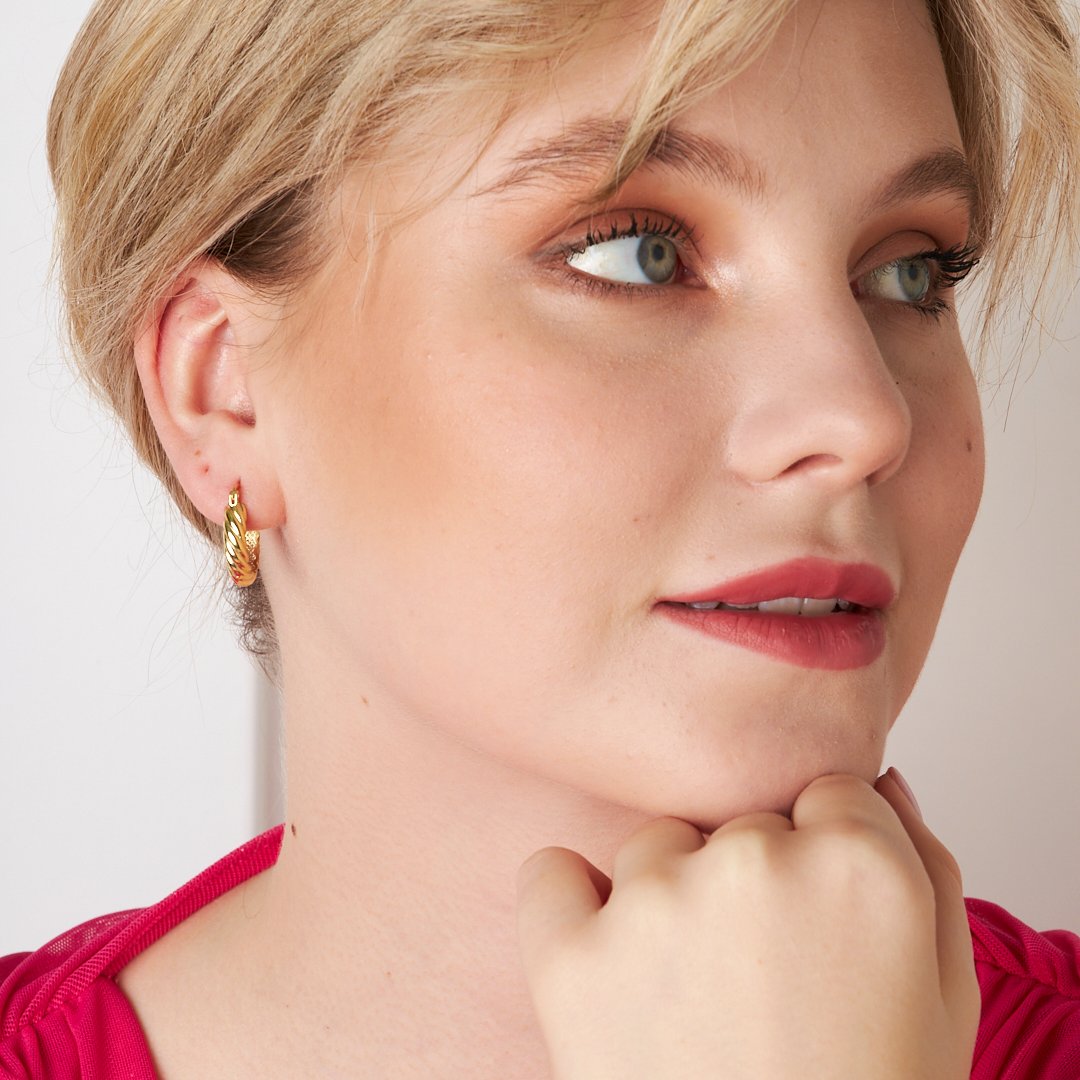 Bükülmüş Halka Küpeler - 925 GÜMÜŞ