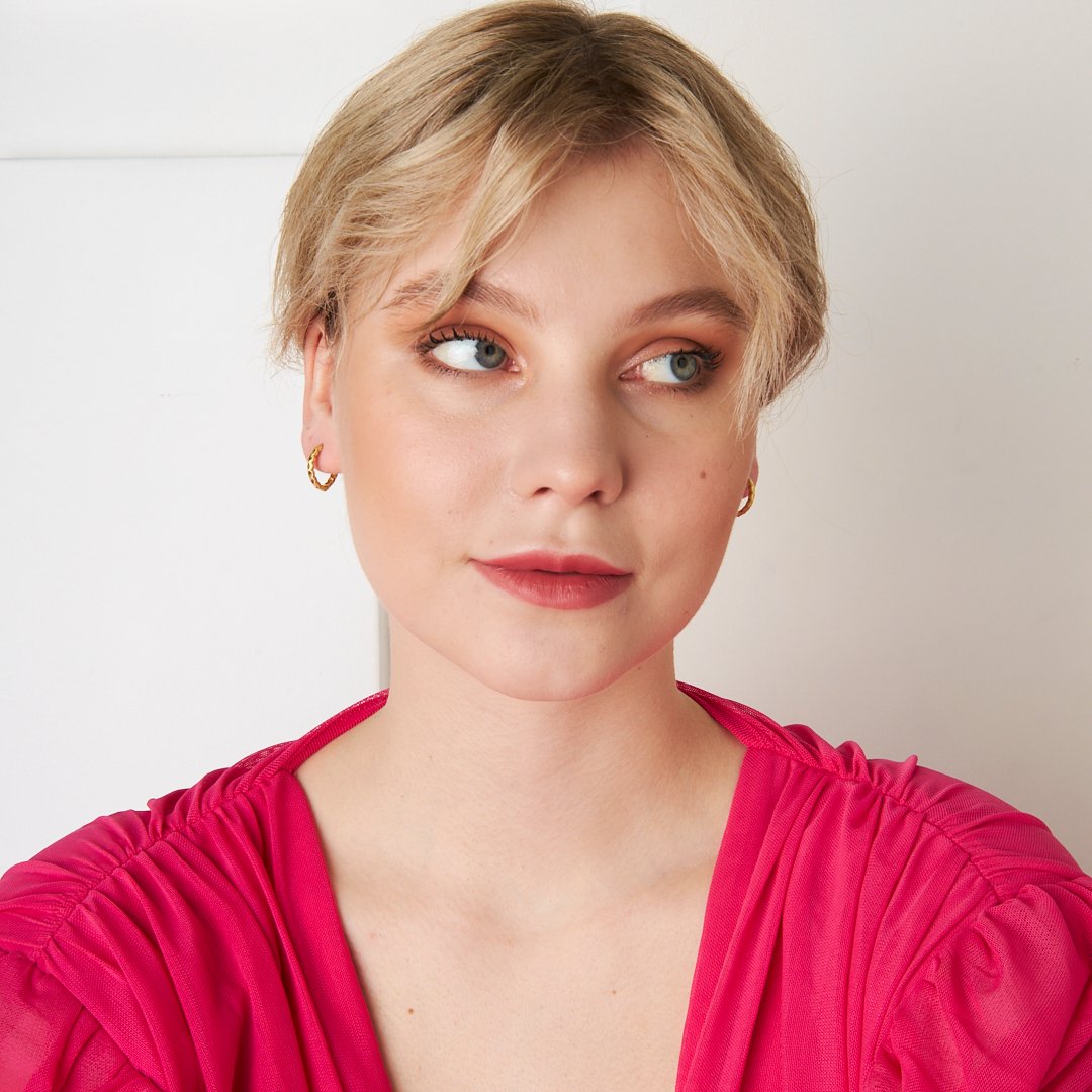 Oval Model Trend Küpe - 925 GÜMÜŞ