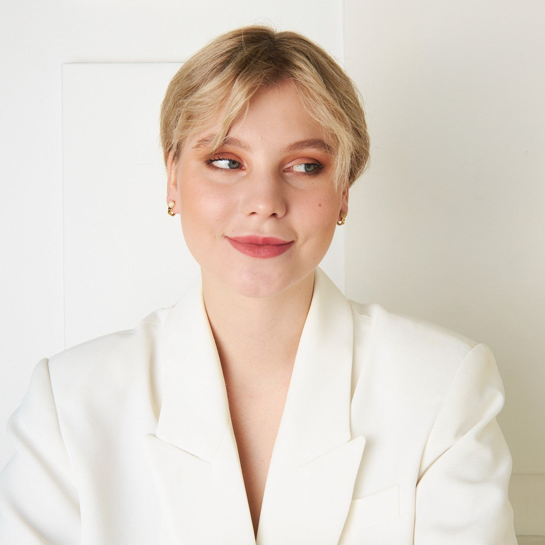 Kavisli Taşlı Sonsuz Küpe - 925 GÜMÜŞ