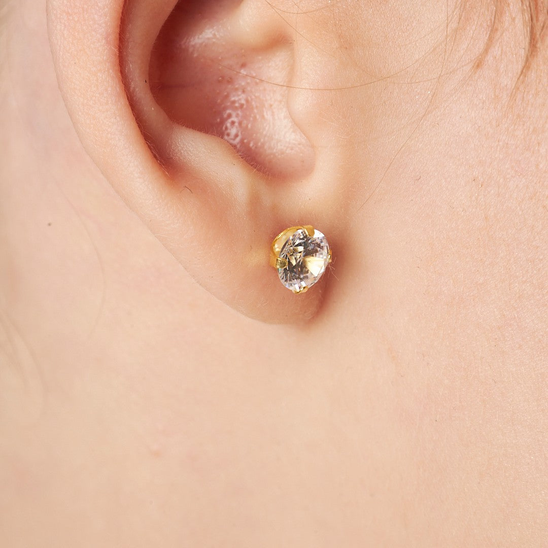 Oval Tek Taş Küpe - 925 GÜMÜŞ