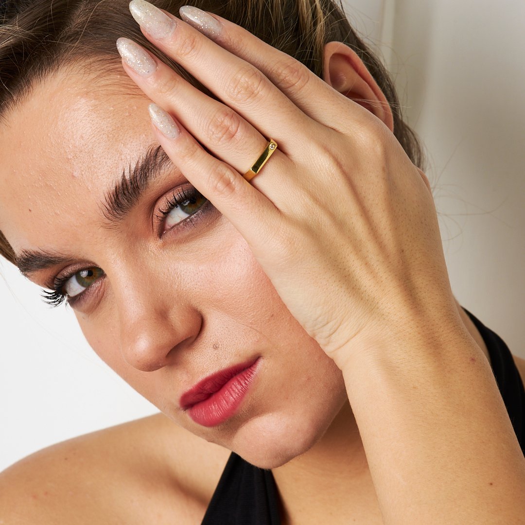 Düz Kare Sade Tek Taş Yüzük - 925 GÜMÜŞ