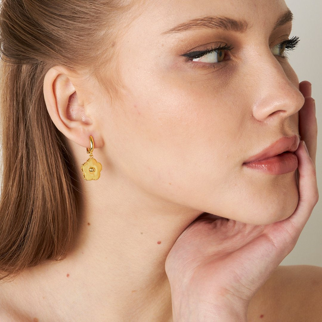 Taşlı Papatya Küpe - 925 GÜMÜŞ