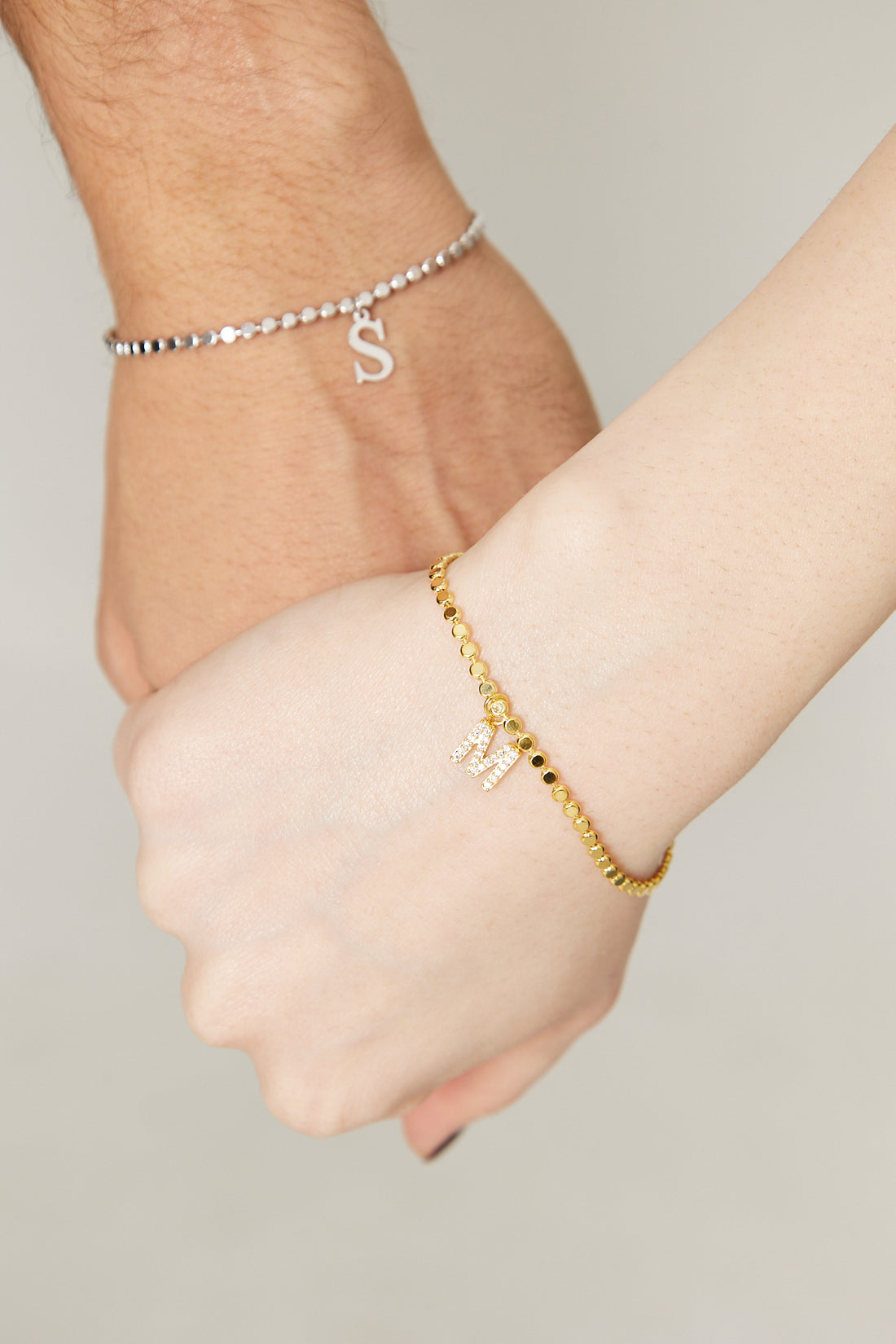 Harfli Top Zincirli Çift Bileklik - 925 GÜMÜŞ