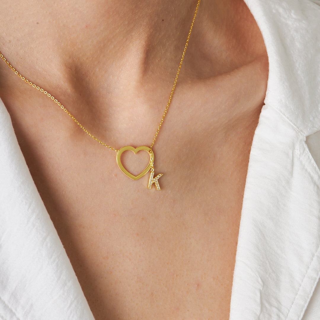 Kalpli Harf Sallantılı Kolye - 925 GÜMÜŞ