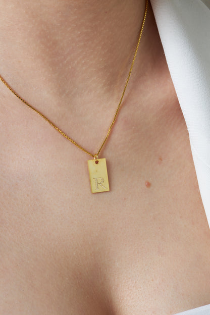 Plaka Alfabe Kolye - 925 GÜMÜŞ