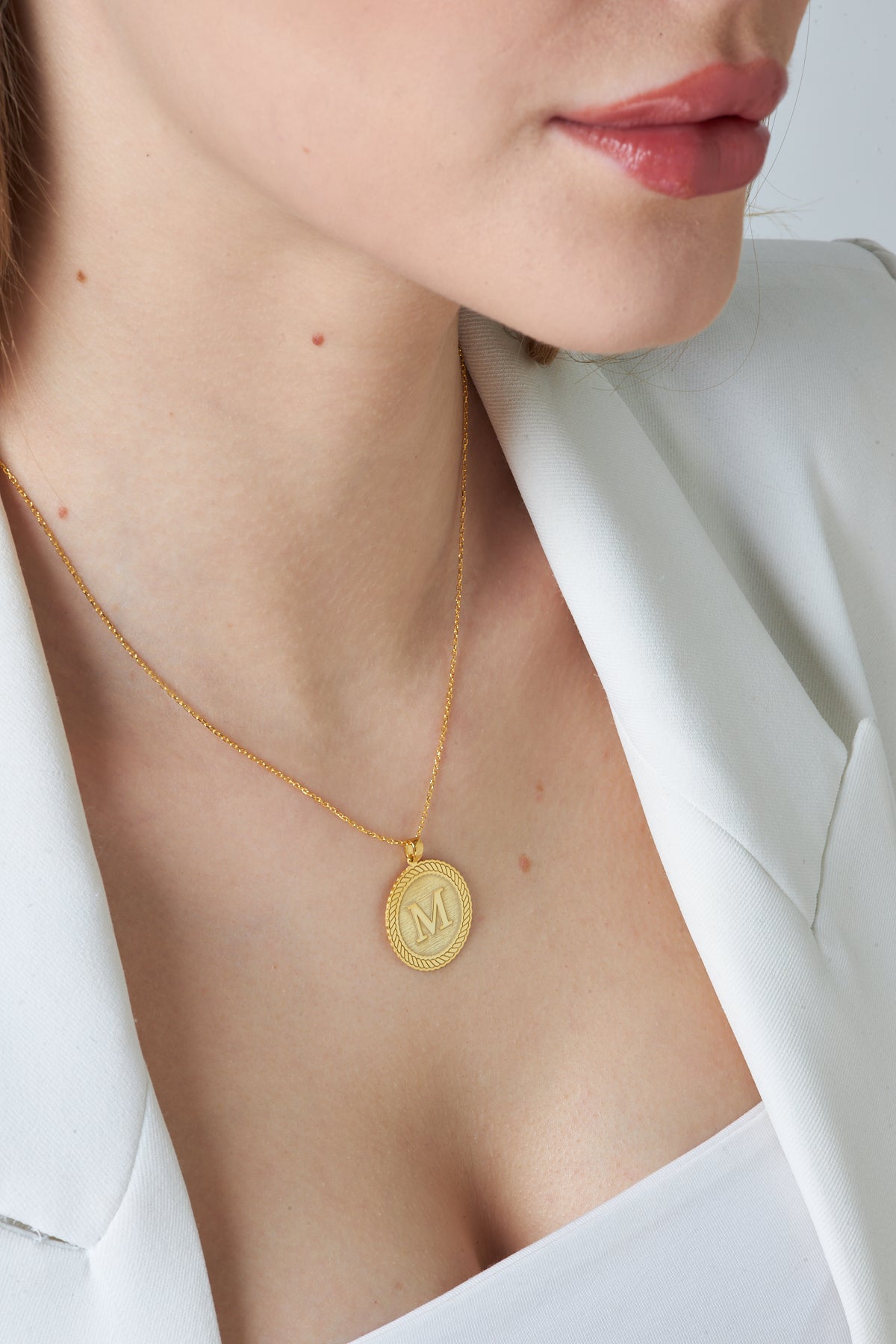 Madalyon Harf Kolye - 925 GÜMÜŞ