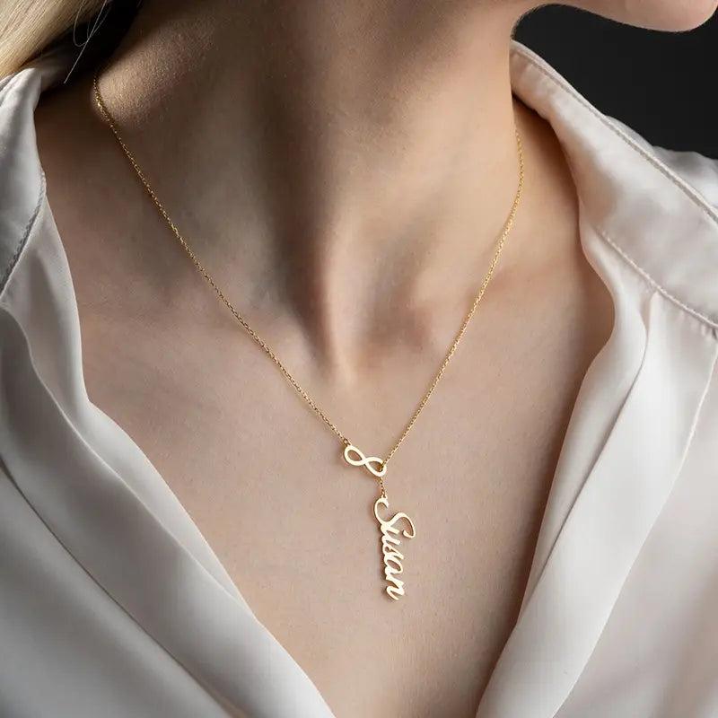 Sonsuzluk İsim Kolyesi