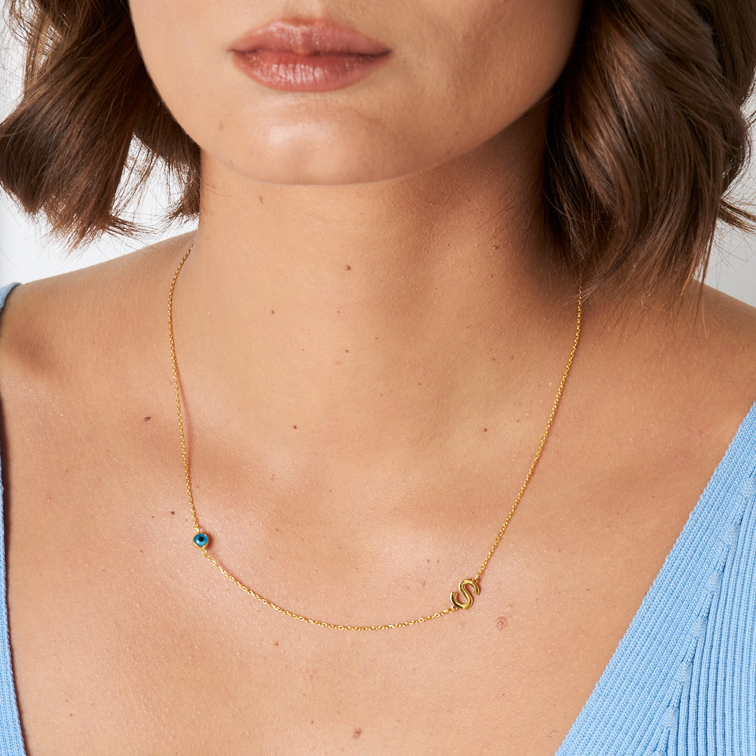 Nazarlı Yan Harf kolye - 925 GÜMÜŞ