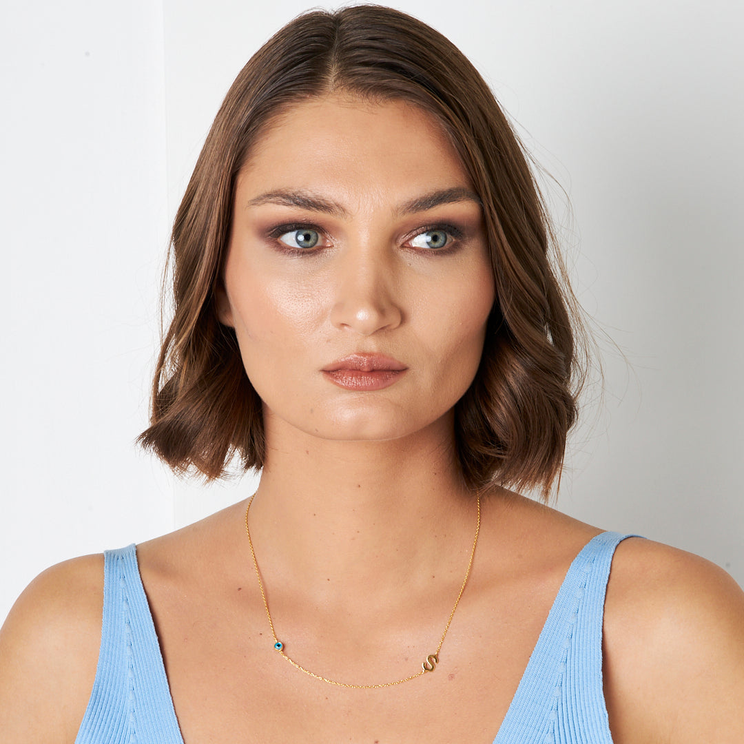 Nazarlı Yan Harf kolye - 925 GÜMÜŞ