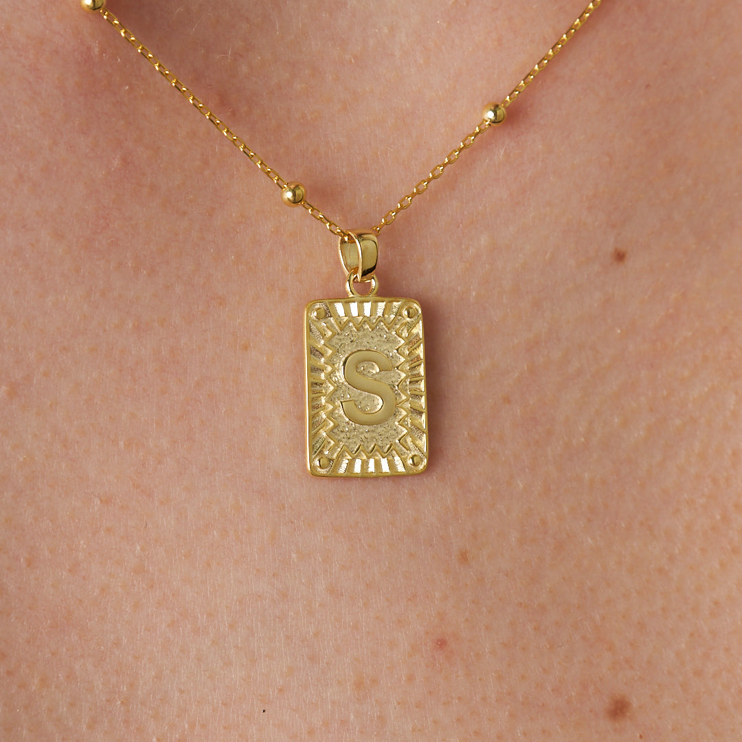 Dikdörtgen Plaka Harf Kolye - 925 GÜMÜŞ