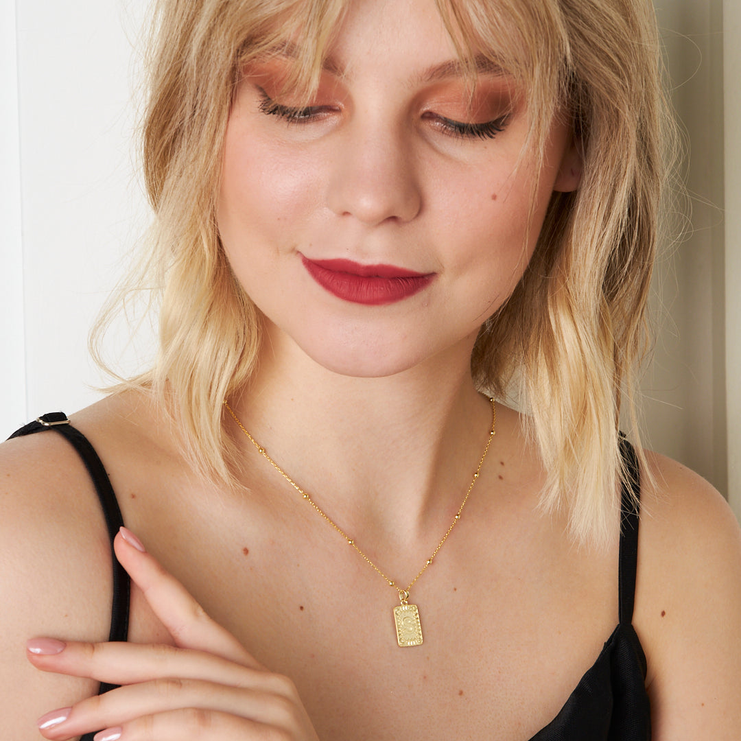 Dikdörtgen Plaka Harf Kolye - 925 GÜMÜŞ