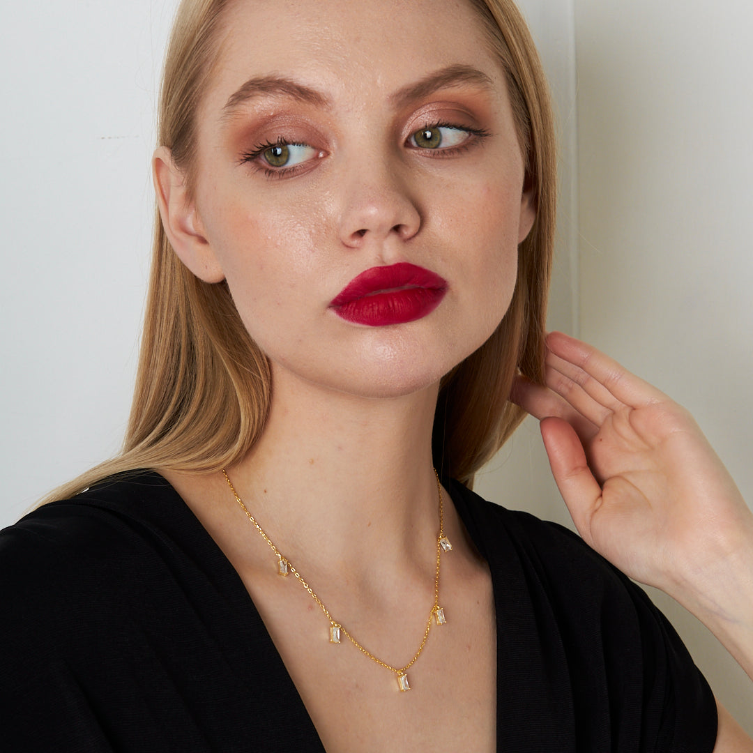 Sıralı Baget Taşlı Kolye - 925 GÜMÜŞ