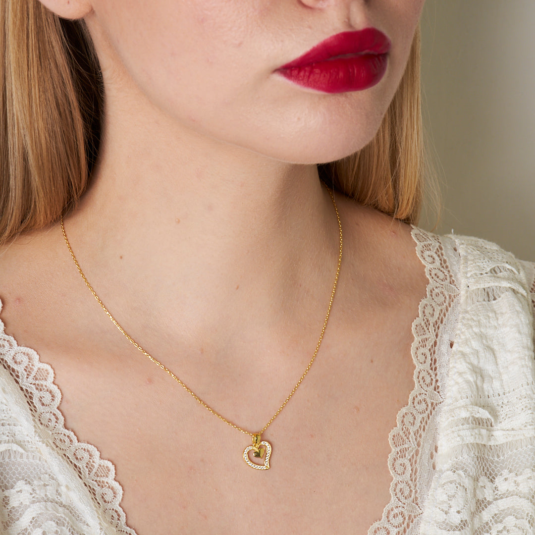 Sevgi Dolu Kalp Kolye - 925 GÜMÜŞ