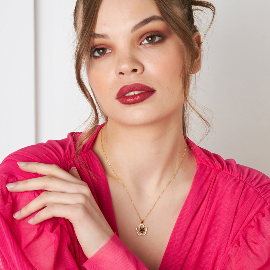 Çiçek Görünümlü Kolye - 925 GÜMÜŞ