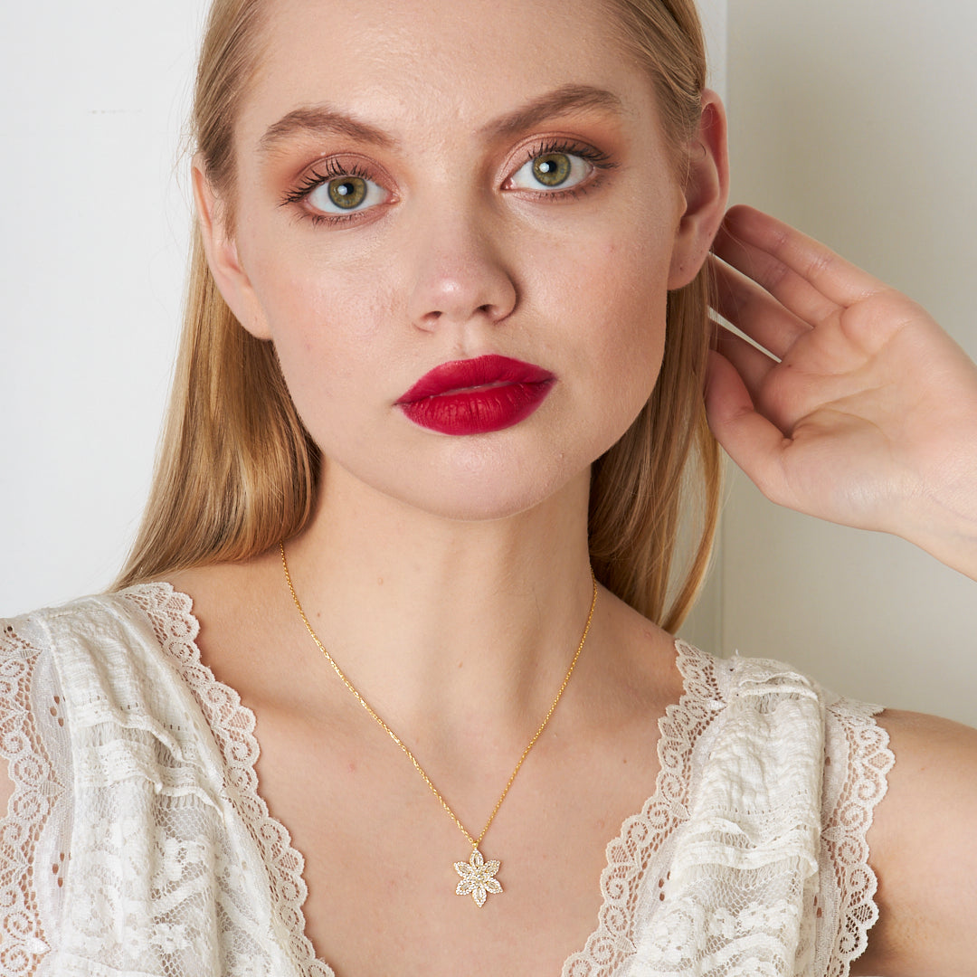 Nergis Çiçeği Kolye - 925 GÜMÜŞ